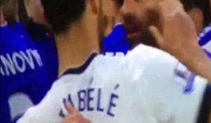 Chelsea - Tottenham: Moussa Dembélé perd ses nerfs avec Diego Costa et lui met ses doigts dans l’œil