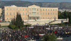 Grèce: Heurts devant le Parlement avant un vote contesté - Le 08/05/2016 à 22h20