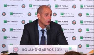 Roland-Garros - Forget : "Malheureux pour Federer"