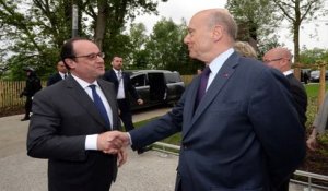 François Hollande se moque de l'âge d'Alain Juppé