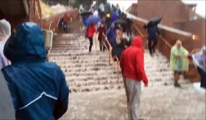 Trombes d'eau et grêle dans le colorado - Red Rocks Amphitheatre