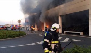 incendie du Delhaize de Mouscron - dimanche 26 juin 2016.