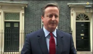 David Cameron démissionne en chantant