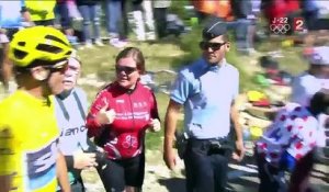 Chris Froome à pied dans le Ventoux pendant le Tour de France