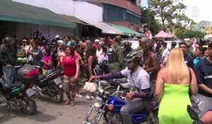 Venezuela: l'armée surveille la distribution de nourriture