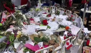 La Marseillaise entonnée par les Niçois en hommage aux victimes