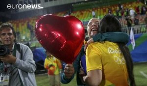 Rio 2016 : deux femmes se disent oui sur un terrain de rugby