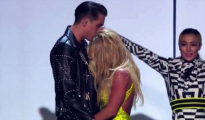 La performance de Britney Spears aux MTV Video Music Award