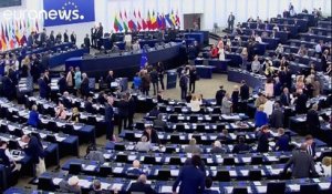 Juncker : "L'Union européenne en tant que telle n'est pas menacée"