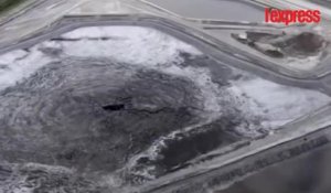 Floride: un trou géant se creuse et déverse de l'eau radioactive