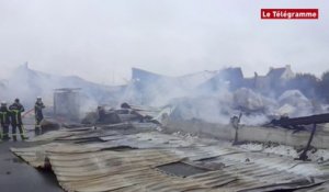 Locmaria-Plouzané (29). L'ancien entrepôt KanaBeach détruit par un incendie