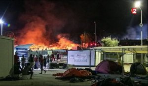 Grèce : un camp de migrants incendié à Lesbos