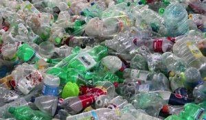 Le plastique issu du nettoyage des océans servira bientôt à construire des routes en Hollande