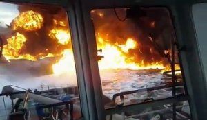 Incendie d'un bateau pétrolier en pleine mer !