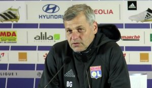 Ligue 1    Nice - OL: conférence d'avant match de Bruno Génésio