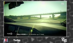 Une Tesla avec option "pilotage automatique" !