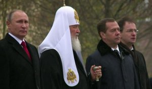 Poutine inaugure une statue controversée du prince Vladimir