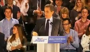 Aux élèves qui ne mangent pas de porc, Nicolas Sarkozy préconise "double-ration de frites"