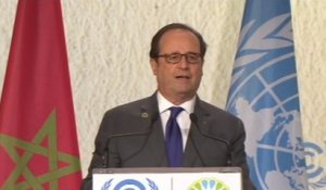Cop22 à Marrakech : François Hollande défend un «accord irréversible en droit»