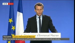 EN DIRECT - Emmanuel Macron: "Je suis candidat à la présidence de la République"