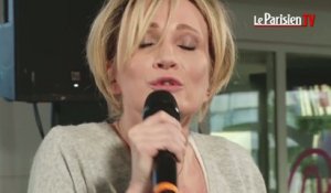 Patricia Kaas chante  « Quand on a que l'amour » en live au Parisien