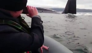 Des pêcheurs russes tombent nez à nez avec un sous-marin !