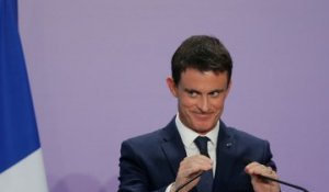 Valls sur le renoncement d'Hollande: "Un choix qui force le respect"