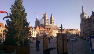 Le sapin de Noël sur la Grand-Place de Tournai