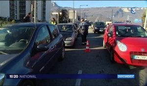 Pollution à Grenoble : les voitures de plus de 20 ans interdites de circulation
