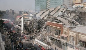 Iran : les pompiers retrouvent les corps de leurs collègues dans les ruines