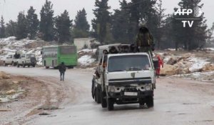 Alep reprise par le régime, derniers rebelles évacués
