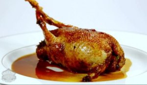 La recette du pigeon farci au chou et au foie gras de Dominique Toulousy