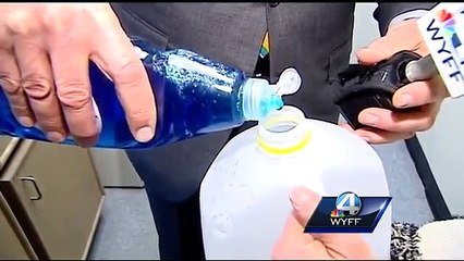 Astuce Maison Pour Deneiger Rapidement Votre Entree Trottoir Sans Abimer Le Beton Sur Orange Videos