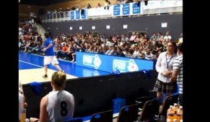 Basket : large victoire des "braqueuses" face a la...