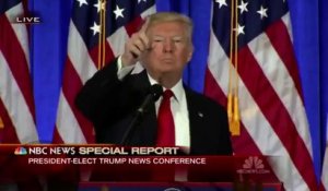"Vous vous taisez !" : Donald Trump censure la question d'un journaliste de CNN