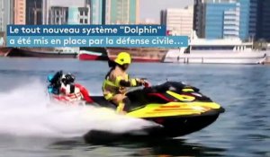 A Dubaï, les pompiers sont en jet-ski et sur des jet-packs