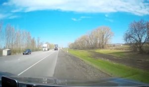 Un accident qui aurait pu être pire pour ce camionneur somnolent au volant !
