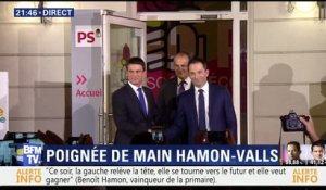 Primaire à gauche: la poignée de main furtive entre Valls et Hamon