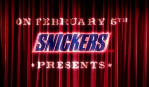 SNICKERS "Live Curtains" Super Bowl 2017