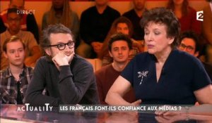 Roselyne Bachelot s'en prend aux journalistes qui "courent après le sensationnalisme" - Regardez