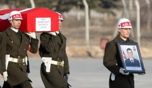 Funérailles des trois soldats turcs tués par un raid russe en Syrie