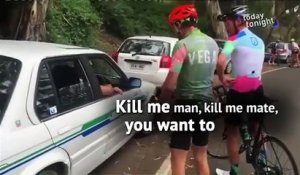 Un cycliste craque contre un automobiliste qui l’a doublé de trop près !