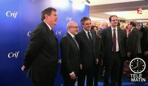 Présidentielle : les réactions à l'alliance de Bayrou avec Macron