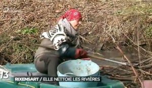 Au chômage, cette femme passe son temps a ramassé des déchets dans les rivières