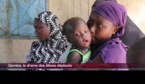 Gambie se vide de sa population: le calvaire des déplacés
