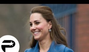 Kate Middleton, enceinte, joue à l'apprentie potière !