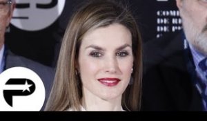 Letizia d'Espagne, très chic pour sa 1ere mission en solo de 2015 !