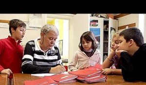 Les fameux cahiers rouges de l'école Primaire  - MON MAITRE D'ECOLE Extrait
