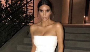 Kim Kardashian : La star expose ses courbes au gala des Impact Awards