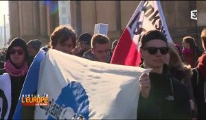 Allemagne : à Dresde, néo-nazis contre pro-européens